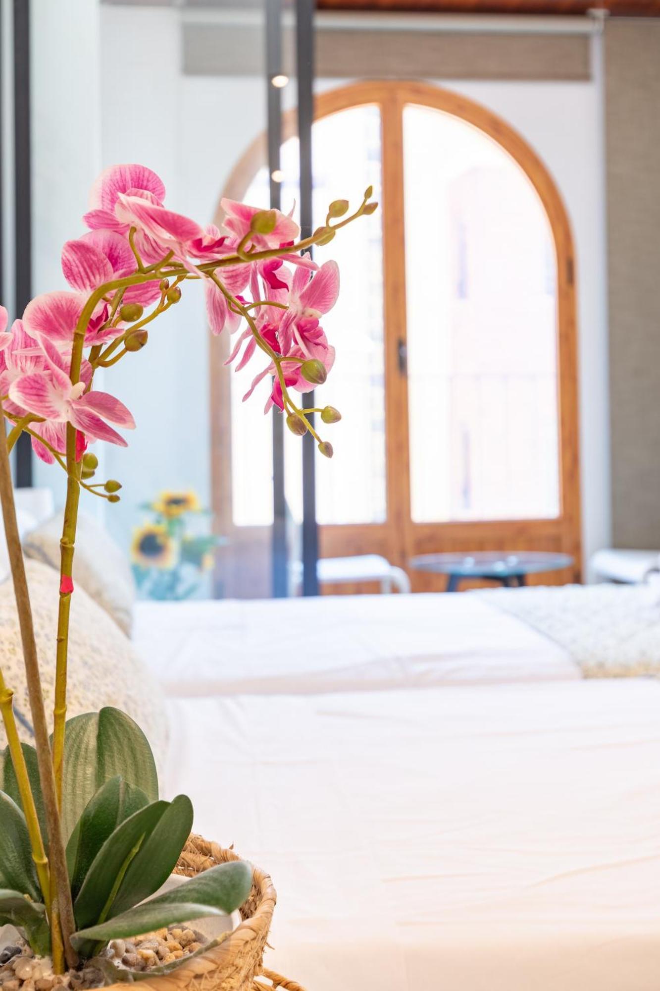 Aparthotel Mediterraneo By Neohotels-Centro 8 Min By Metro Valencia Bagian luar foto